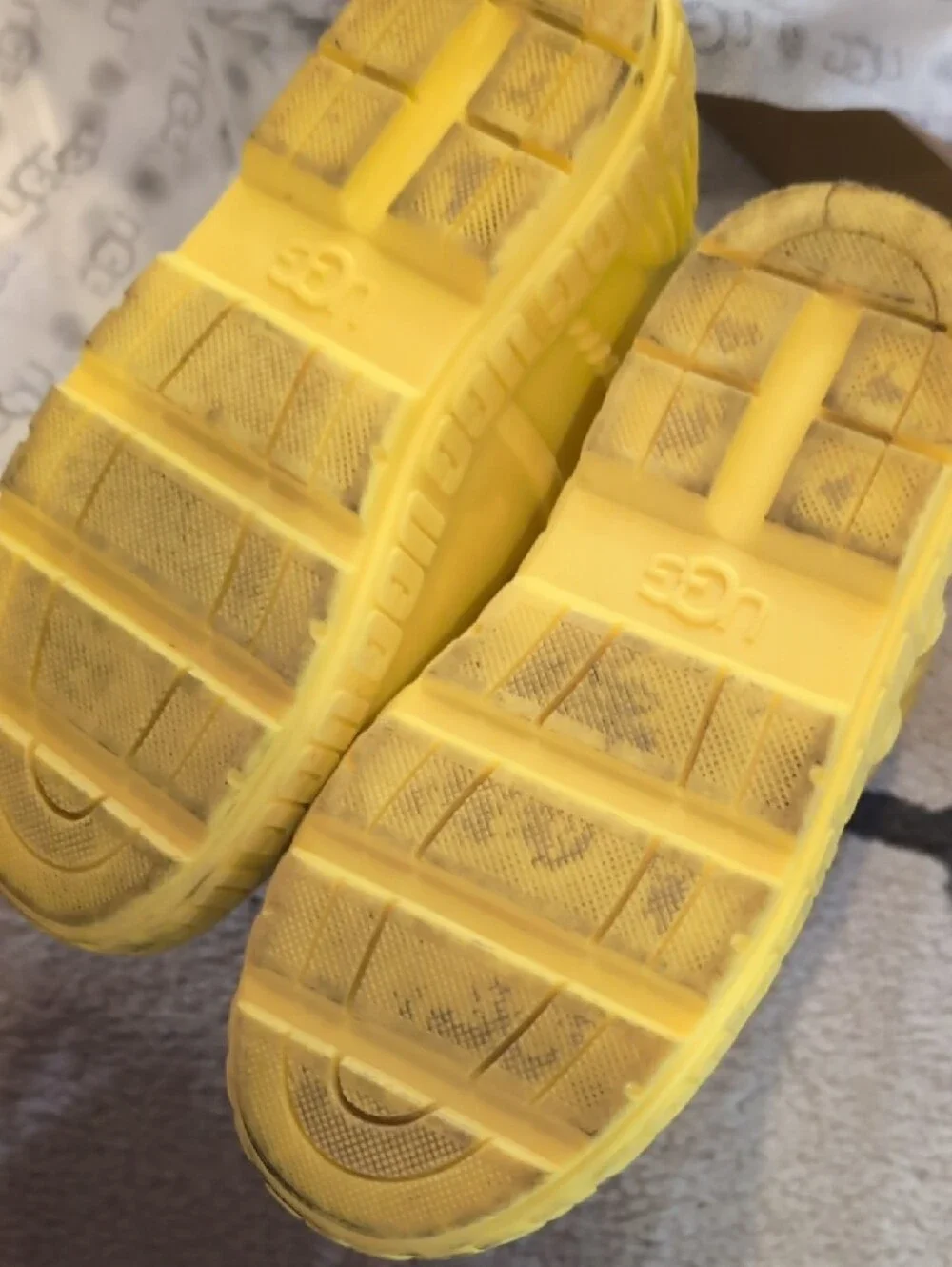 UGG bright yellow